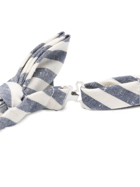 PAPILLON CON LOGO RICAMO E CHIUSURA A GANCIO - dettaglio